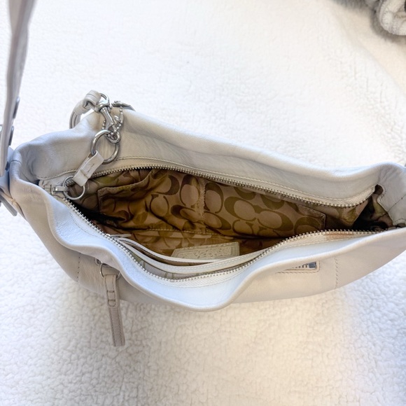 DNB - Picture 4 of 13